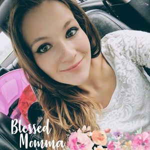 Meet your Posher, Nikole